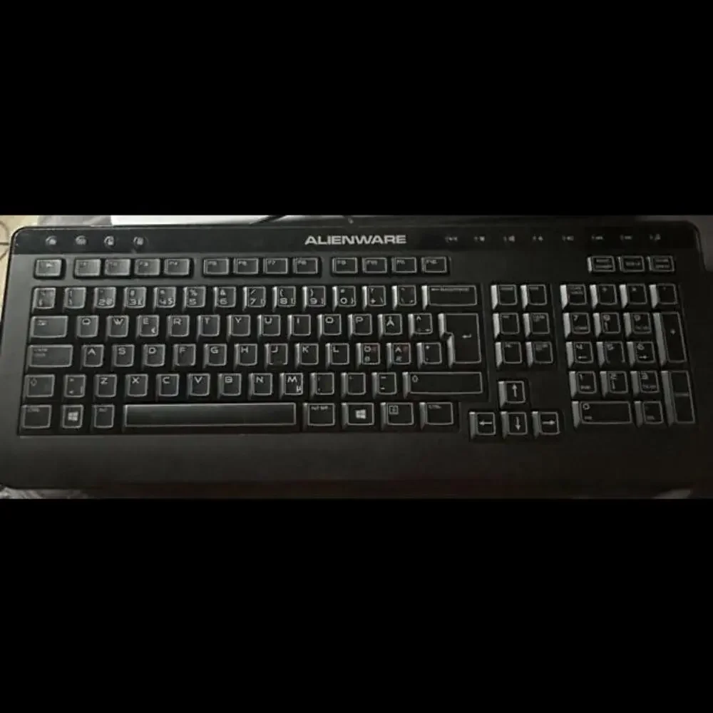 Dell Alienware Multimedia Slim Gaming Keyboard USB SK-8165